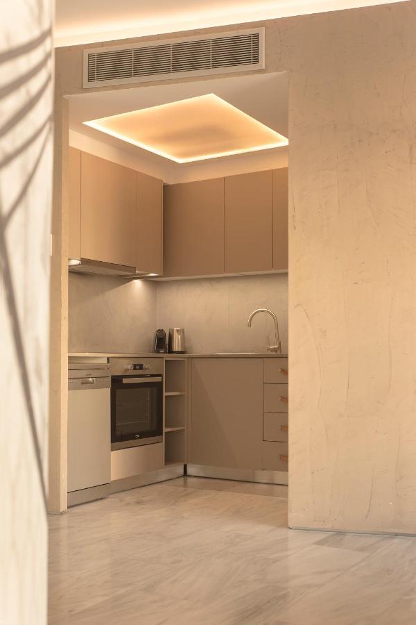 Luxury Apt With Parking-Living Stone Silver Афины Экстерьер фото