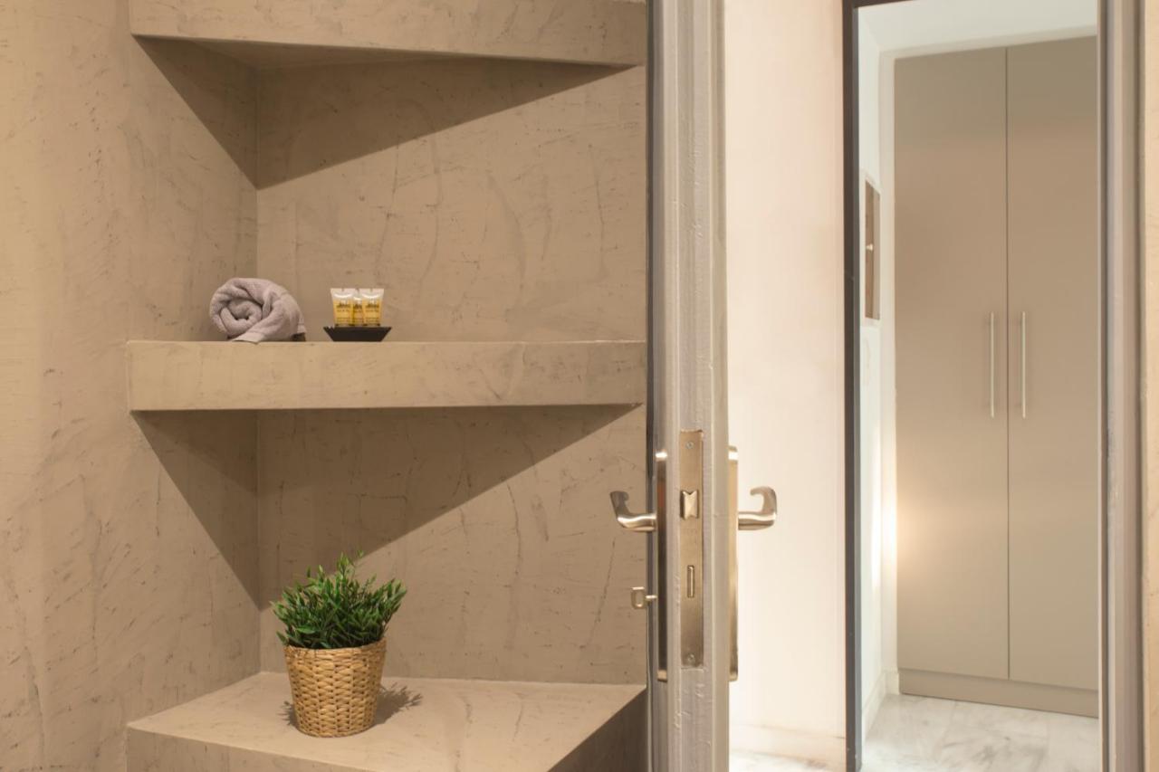 Luxury Apt With Parking-Living Stone Silver Афины Экстерьер фото
