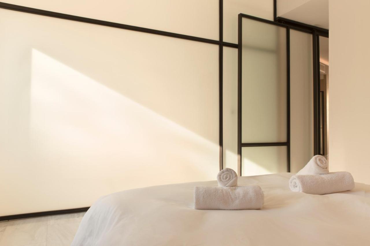 Luxury Apt With Parking-Living Stone Silver Афины Экстерьер фото
