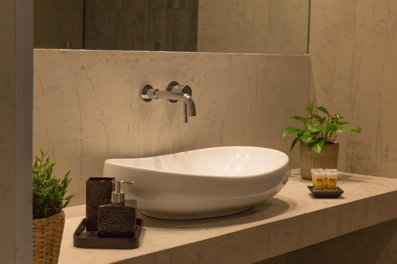 Luxury Apt With Parking-Living Stone Silver Афины Экстерьер фото
